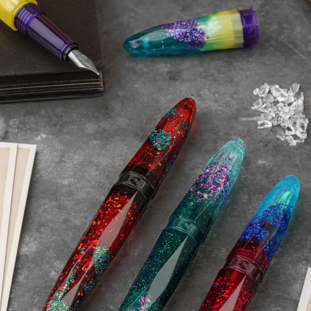 Benu Briolette Fountain Pen Ruby Forest - Image 5