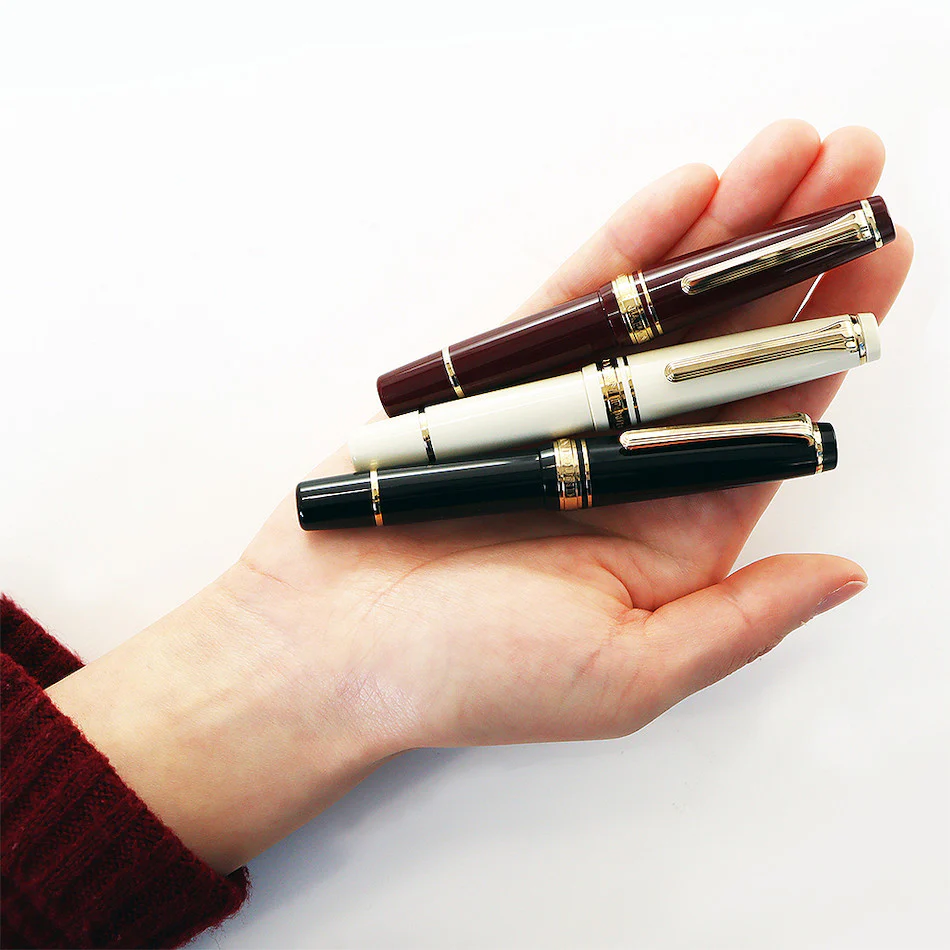 Sailor Professional Gear Slim (Sapporo) Mini Fountain Pen Maroon - Image 2