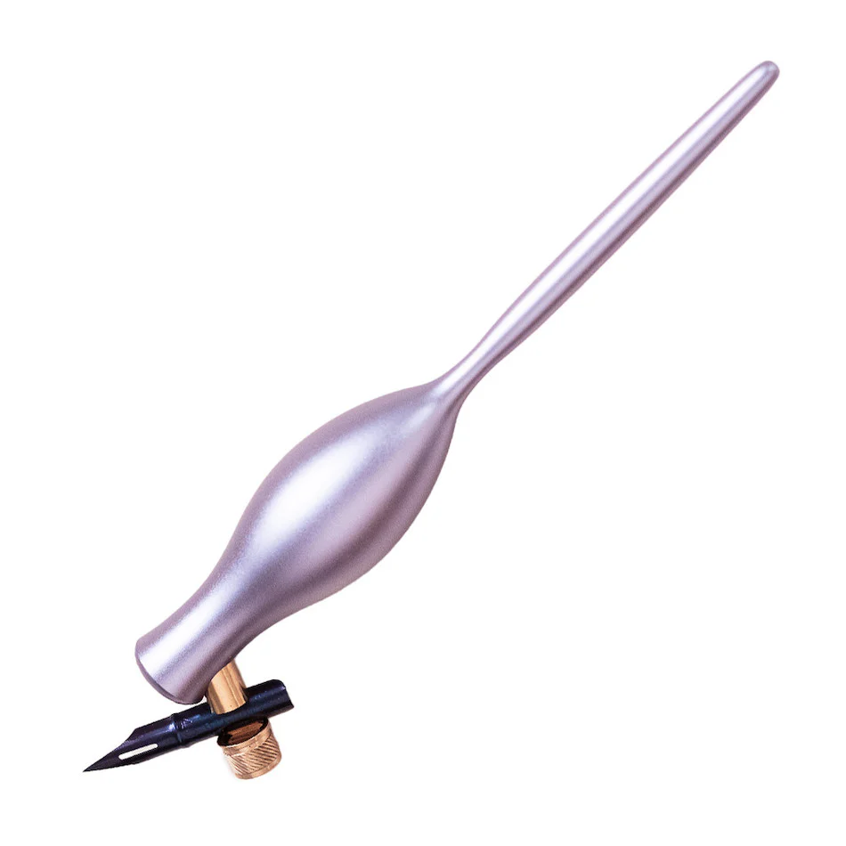 Tom's Studio Flourish Carrot Oblique Nib Holder Wisteria
