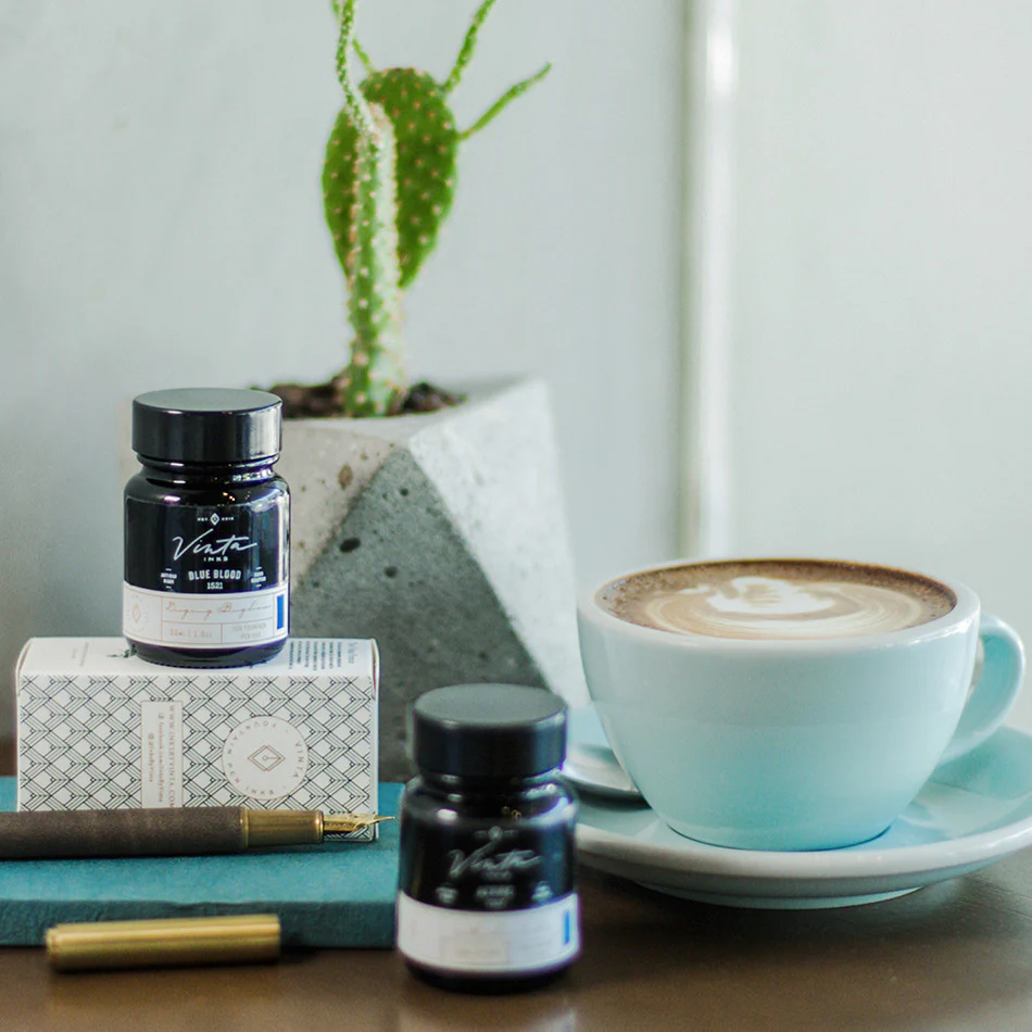 Vinta Sheening Bottled Ink 30ml - Image 5